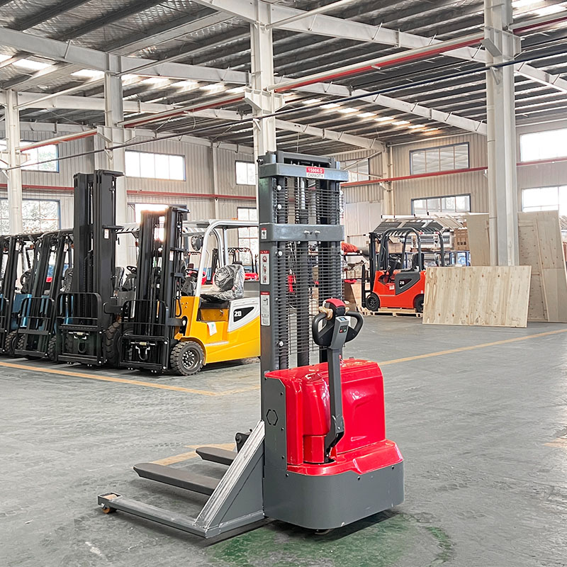 स्टेकर लागत