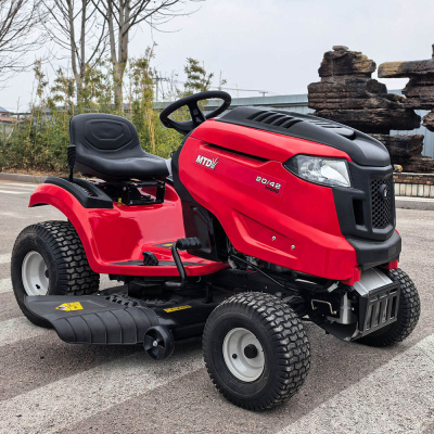 सवारी लॉन घास काटने की मशीन