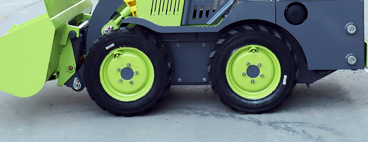 मिनी व्हील लोडर