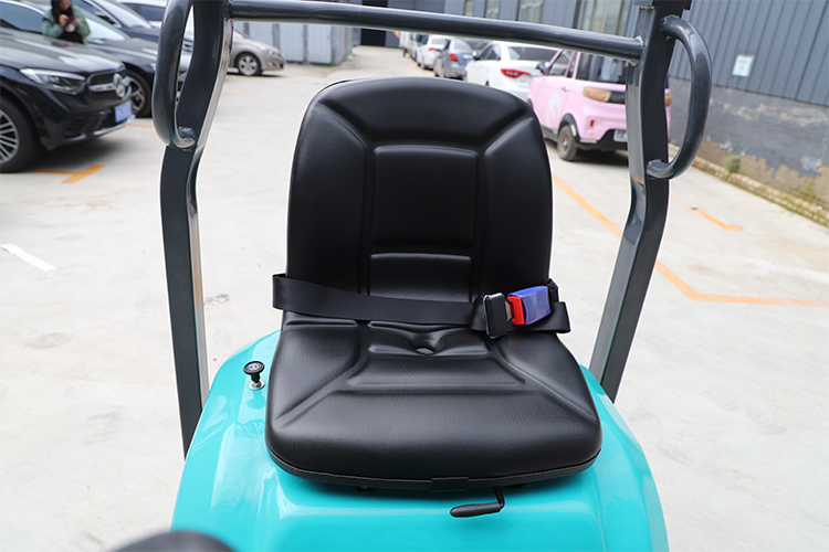 0.8 टन उत्खनन मशीन