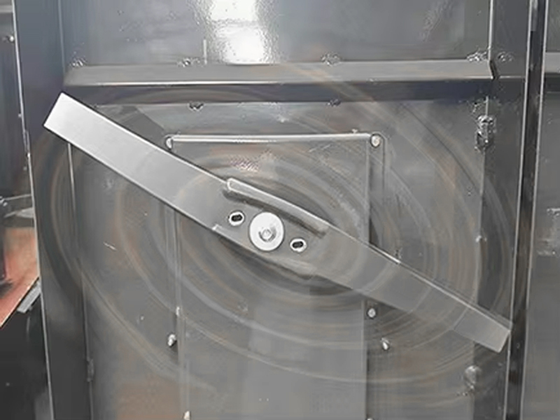 लॉन की घास काटने वाली मशीन