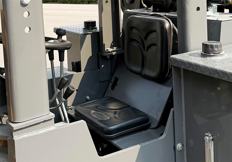 बहुउद्देश्यीय लोडर.jpg