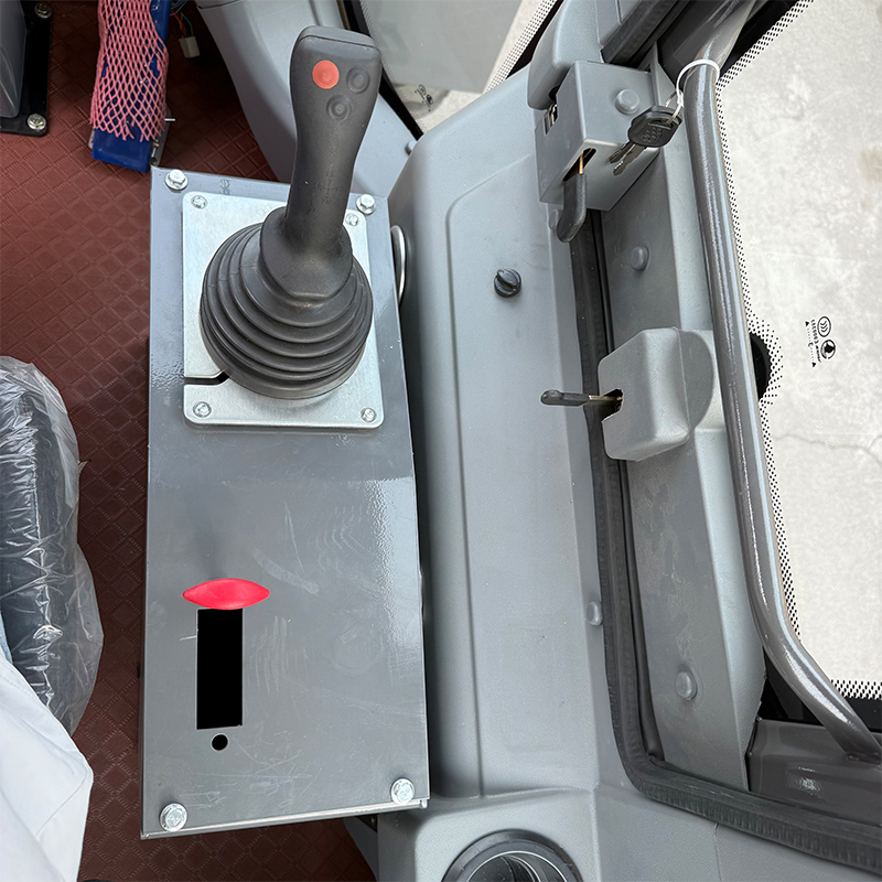 बिक्री के लिए कॉम्पैक्ट व्हील लोडर