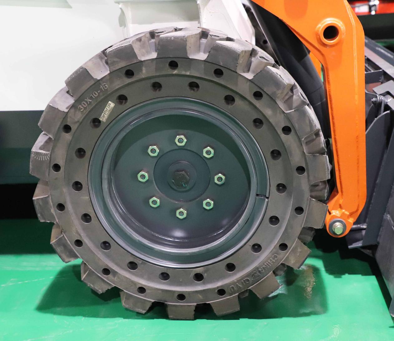 नई न्यू हॉलैंड स्किड स्टीयर