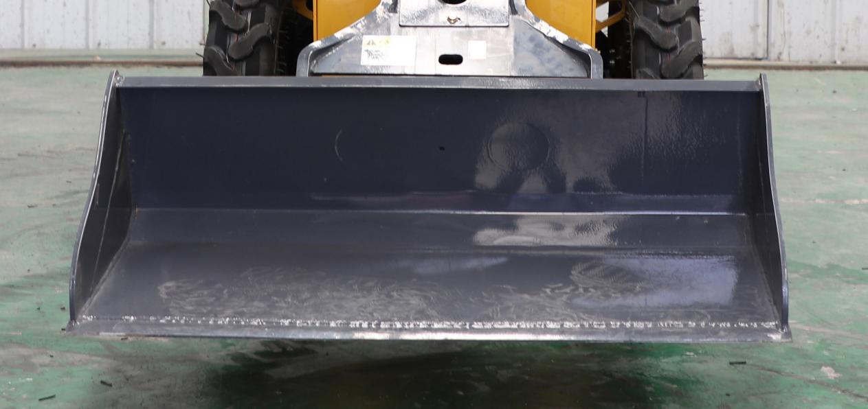 स्किड स्टीयर के लिए त्वरित संलग्न