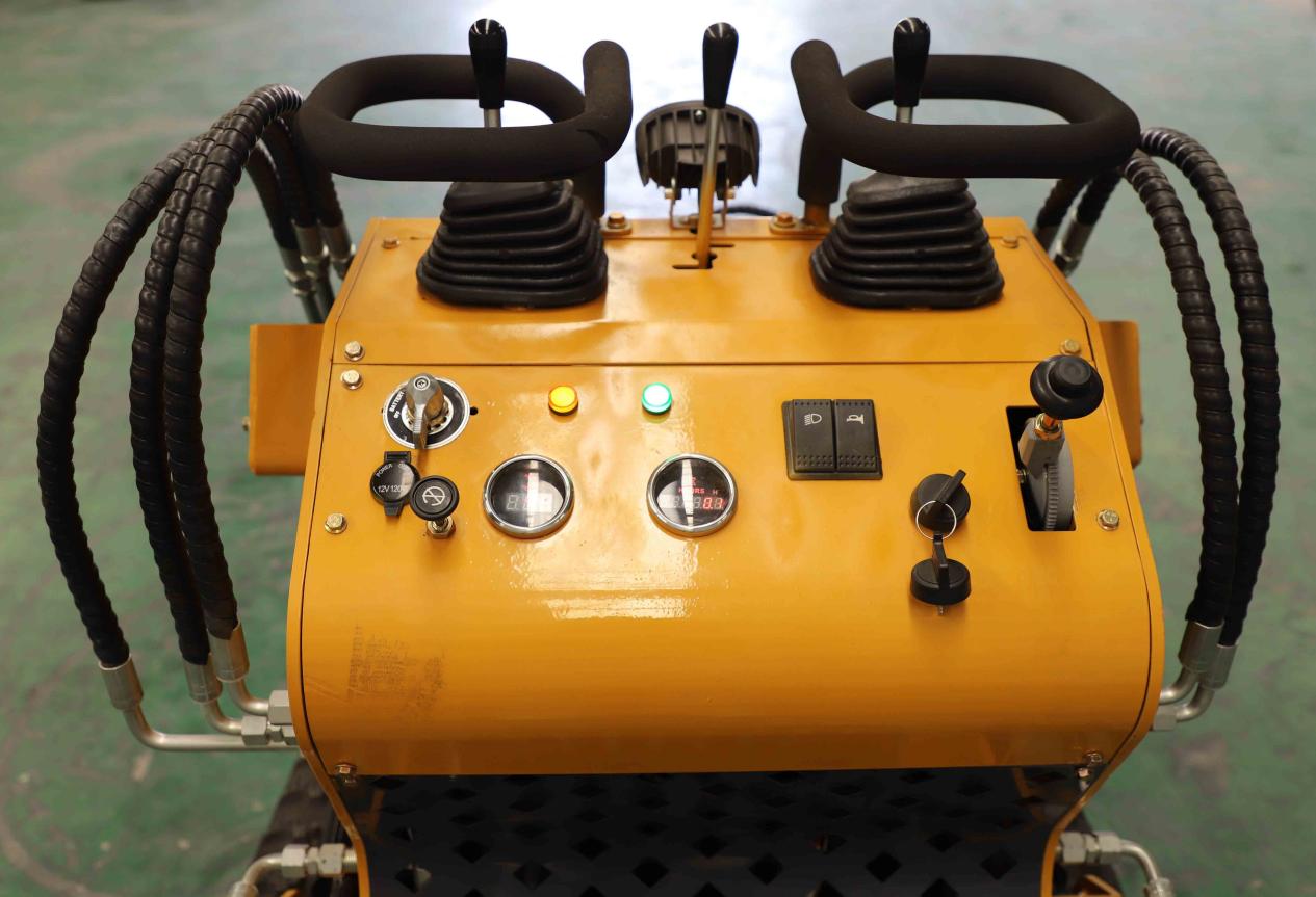 स्किड स्टीयर के लिए त्वरित संलग्न