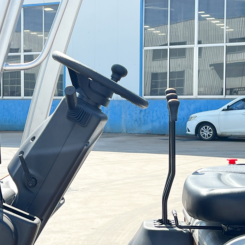 लंबी दूरी की इलेक्ट्रिक फोर्कलिफ्ट